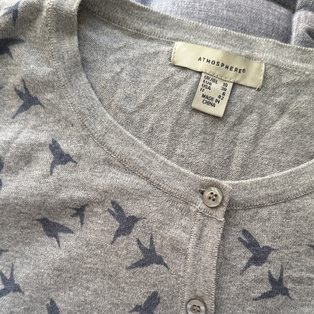 Atmosphere Gray Bird Print Cardigan